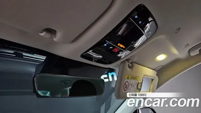 Hyundai Grandeur Hybrid 2023 — ფოტო 28/34