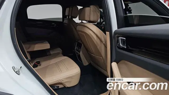 Porsche Cayenne 2022 — Фото 10/20
