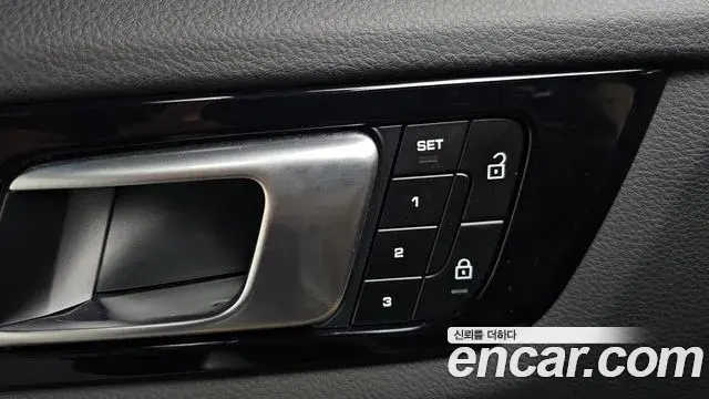 Porsche Cayenne 2022 — Фото 19/20