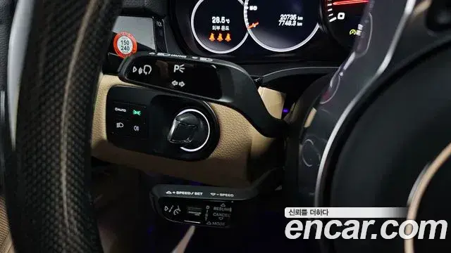Porsche Cayenne 2022 — ფოტო 3/35