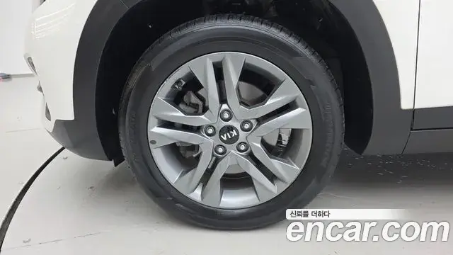 Kia Seltos 2020 — Şəkil 15/20