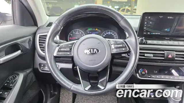 Kia Seltos 2020 — Şəkil 19/20