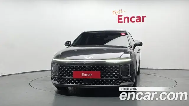 Hyundai Grandeur Hybrid 2023 — Photo 13/20