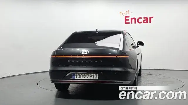 Hyundai Grandeur Hybrid 2023 — Photo 20/20