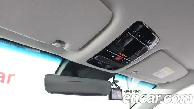 Hyundai Grandeur Hybrid 2023 — Photo 6/20