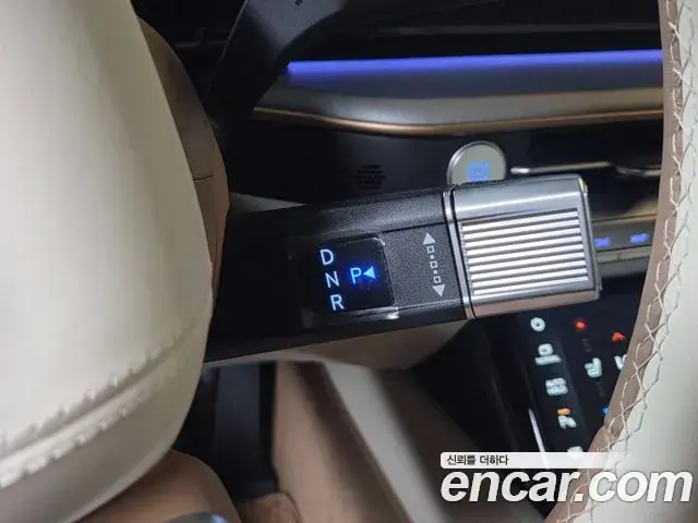 Hyundai Grandeur Hybrid 2025 — ფოტო 10/20