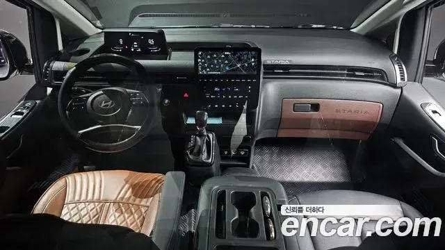 Hyundai Staria 2024 — Şəkil 8/33