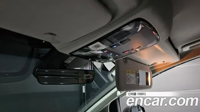 Hyundai Staria 2024 — Şəkil 30/33