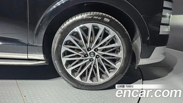 Hyundai Palisade 2025 — Photo 35/36