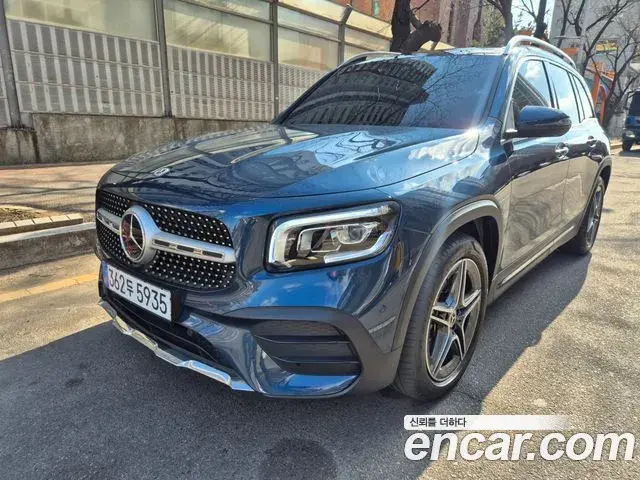Mercedes-Benz GLB-Class 2023 — Фото 9/19