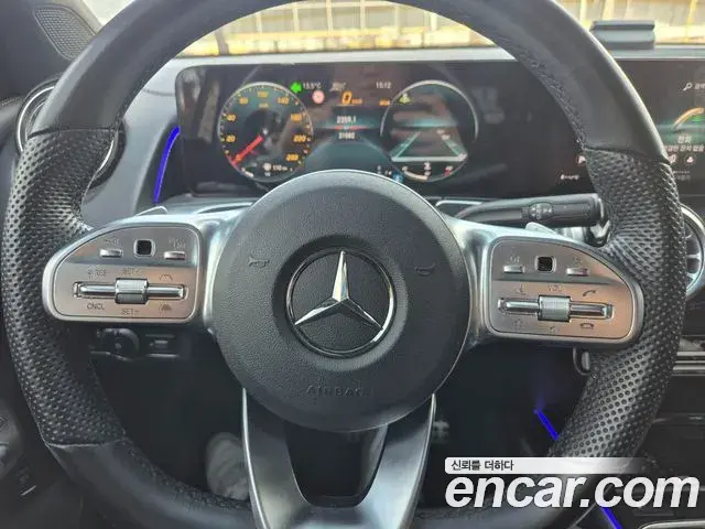 Mercedes-Benz GLB-Class 2023 — Фото 5/19