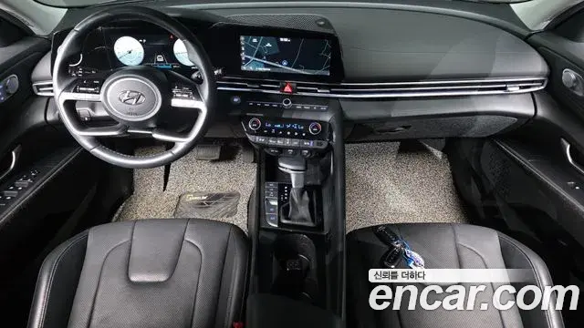 Hyundai The New Avante Hybrid 2022 — ფოტო 9/36