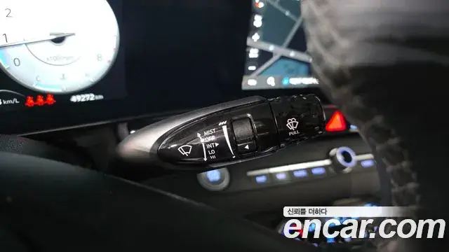Hyundai The New Avante Hybrid 2022 — ფოტო 19/36