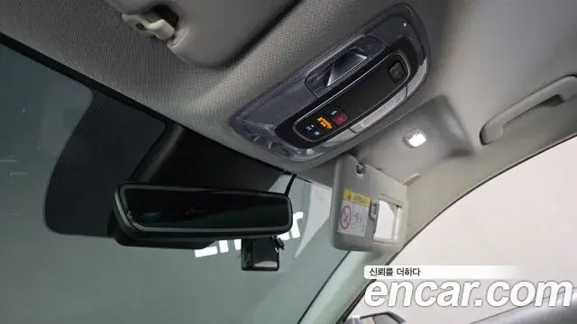 Hyundai The New Avante Hybrid 2022 — ფოტო 28/36