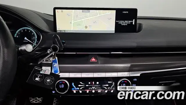 Genesis G80 2023 — ფოტო 32/34
