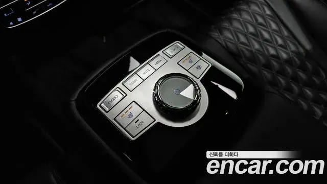 Genesis G80 2023 — ფოტო 25/34