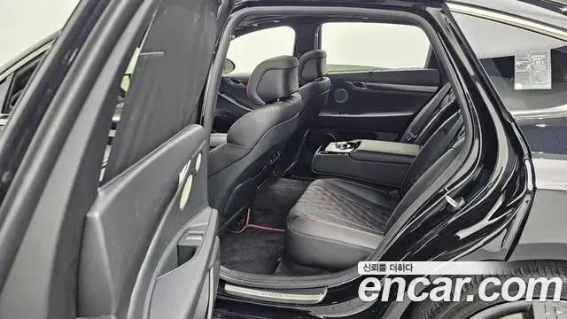 Genesis G80 2023 — ფოტო 14/34