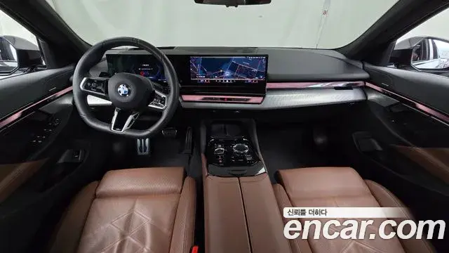 BMW 5 Series 2024 — ფოტო 10/20