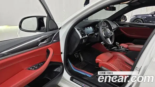BMW X4 2020 — Фото 10/20