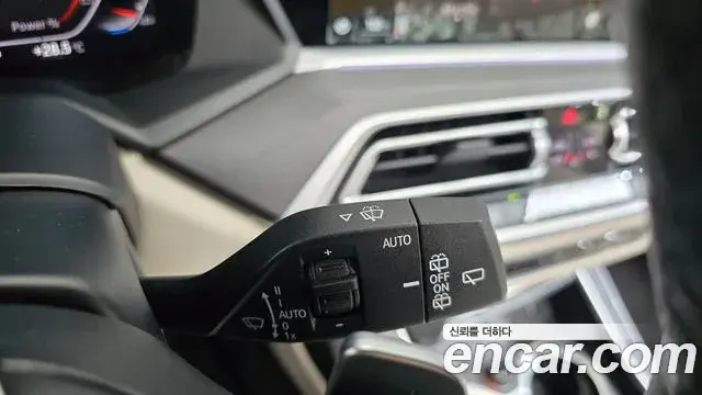 BMW X7 2022 — ფოტო 29/35