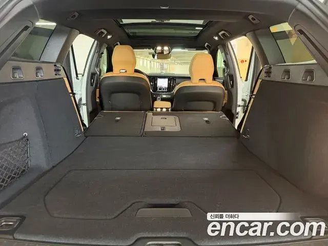 Volvo V60 Cross Country 2025 — Фото 12/19