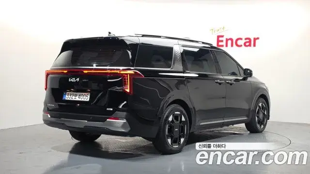 Kia Carnival 2025 — ფოტო 22/39