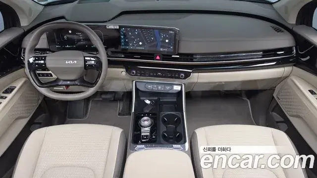 Kia Carnival 2025 — ფოტო 1/39