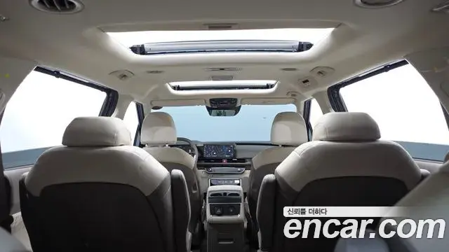 Kia Carnival 2025 — ფოტო 7/39