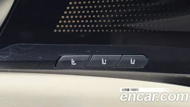 Kia Carnival 2025 — ფოტო 32/39
