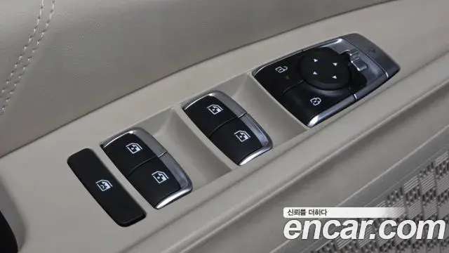 Kia Carnival 2025 — ფოტო 23/39