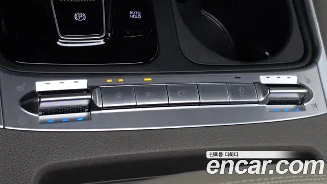 Kia Carnival 2025 — ფოტო 11/39