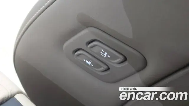Kia Carnival 2025 — ფოტო 19/39