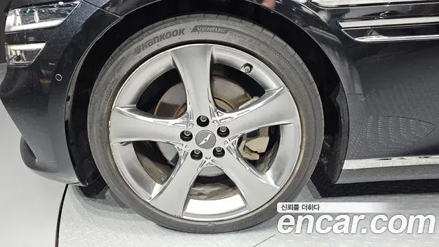 Genesis G80 2020 — ფოტო 19/20