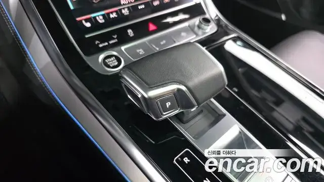 Audi Q8 2022 — Photo 9/20