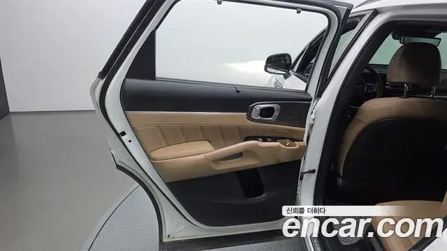 Kia Sorento 2023 — Şəkil 23/41
