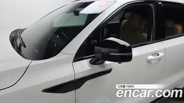 Kia Sorento 2023 — Şəkil 33/41
