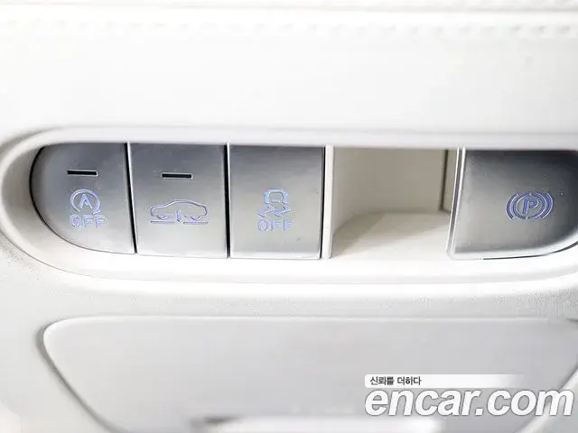 Genesis G90 2022 — ფოტო 1/20