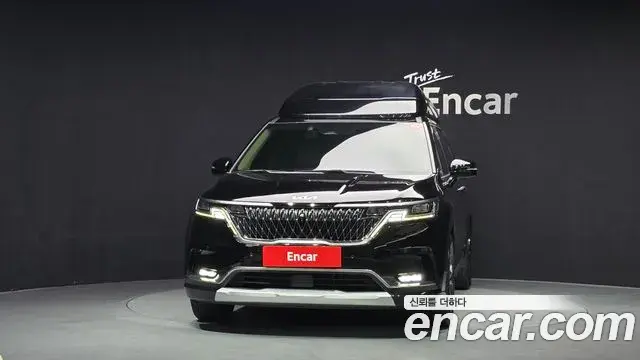 Kia Carnival 2022 — Фото 3/20