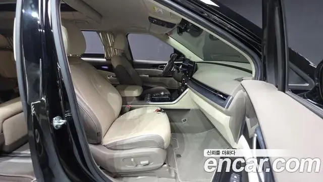 Kia Carnival 2022 — Фото 10/20