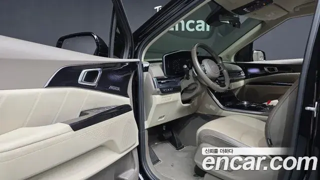 Kia Carnival 2022 — Фото 11/20