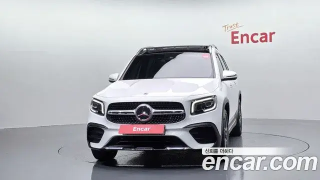 Mercedes-Benz GLB-Class 2021 — ფოტო 6/31