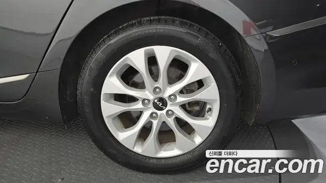 Kia K8 2021 — ფოტო 13/30