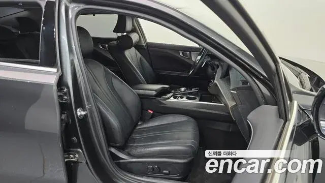 Kia K8 2021 — ფოტო 26/30