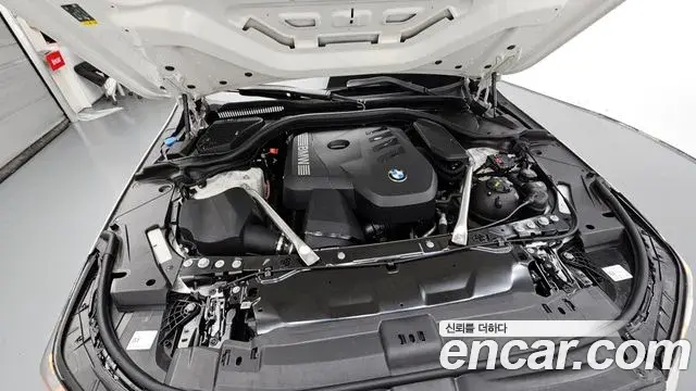 BMW 5 Series 2025 — Фото 6/20