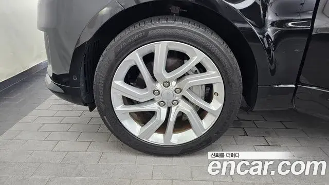 Land Rover Range Rover Sport 2021 — ფოტო 30/33