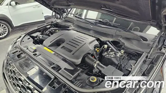 Land Rover Range Rover Sport 2021 — ფოტო 16/33