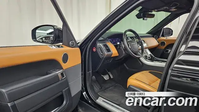 Land Rover Range Rover Sport 2021 — ფოტო 17/33