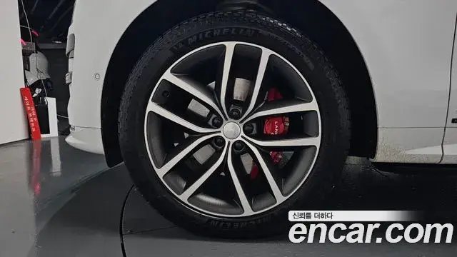 Land Rover Range Rover Sport 2024 — ფოტო 6/39