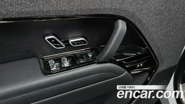 Land Rover Range Rover Sport 2024 — ფოტო 8/39