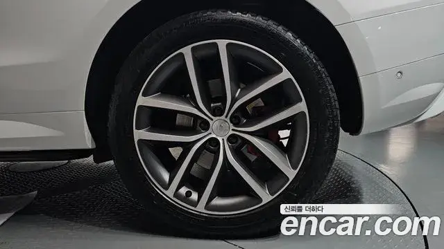 Land Rover Range Rover Sport 2024 — ფოტო 26/39